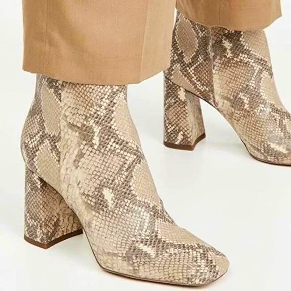 Sam Edelman Shoes - 🎊HP🎊 Sam Edelman snakeskin heeled boots (codie)